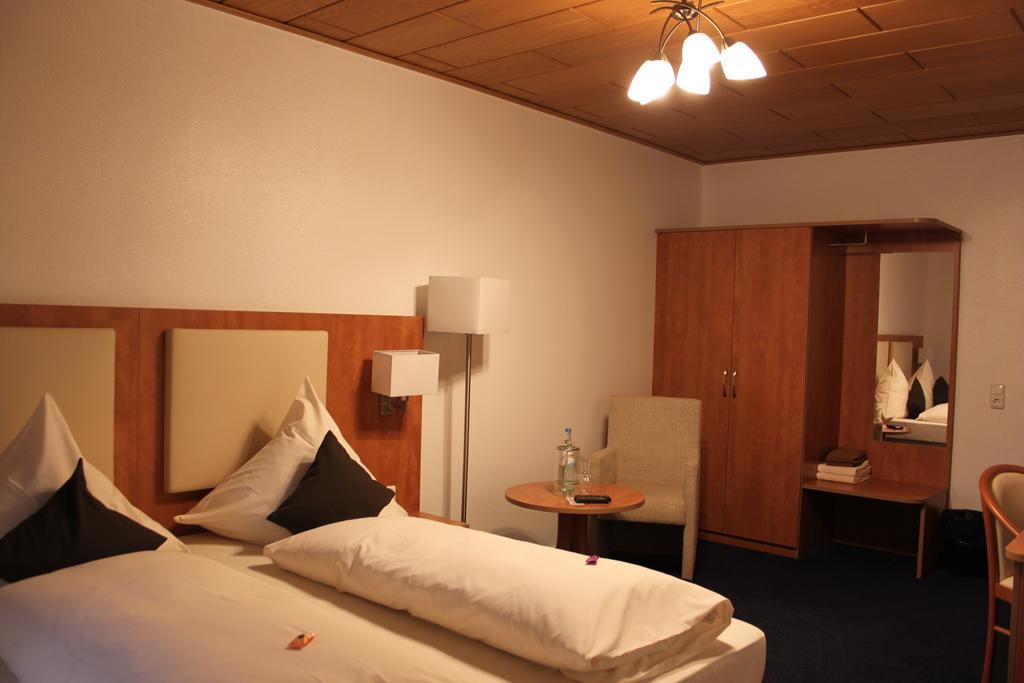 Gasthof Tepferdt Rees Esterno foto